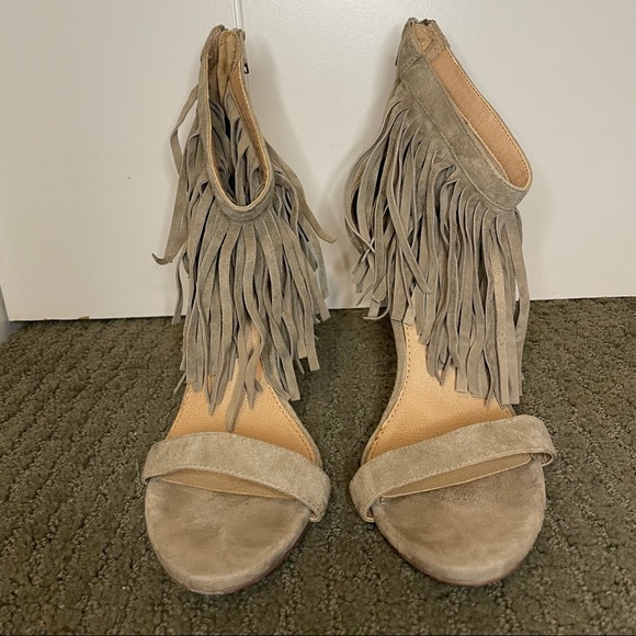 Steve Madden | “Staarz” Beige Suede and Leather Fringe heels | 8.5 - Picture 3 of 8